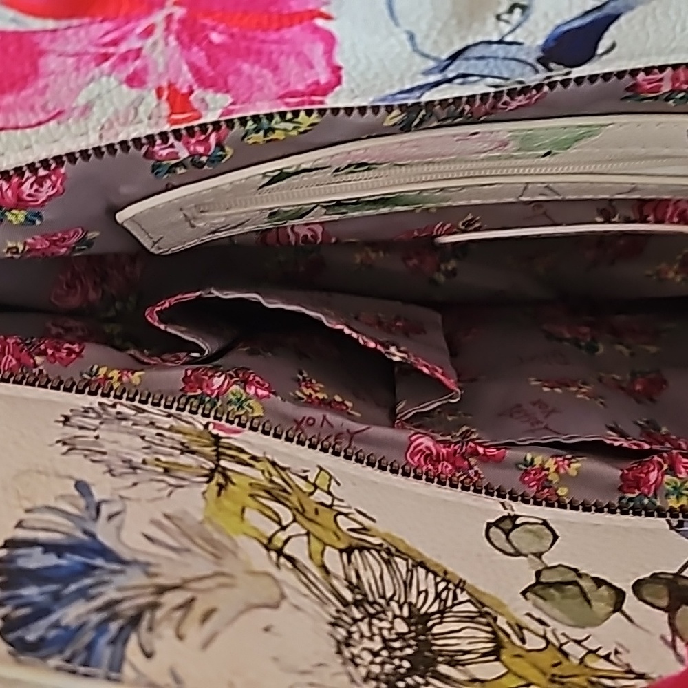 Handbag - Picture 2 of 2